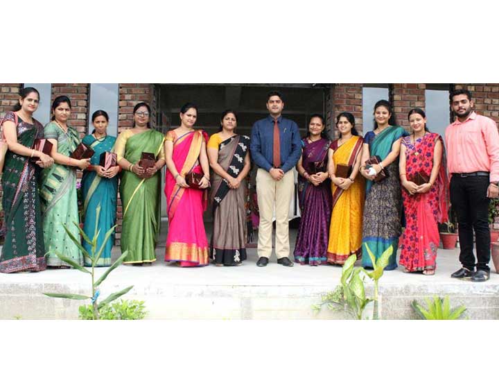 Qualified-Teachers Qualified-Teachers